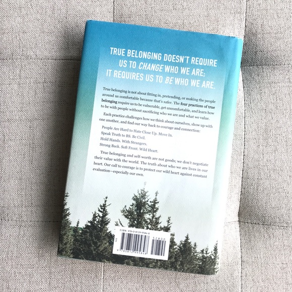 SOLD Hardcover Brené Brown Braving the Wilderness - Picture 4 of 4